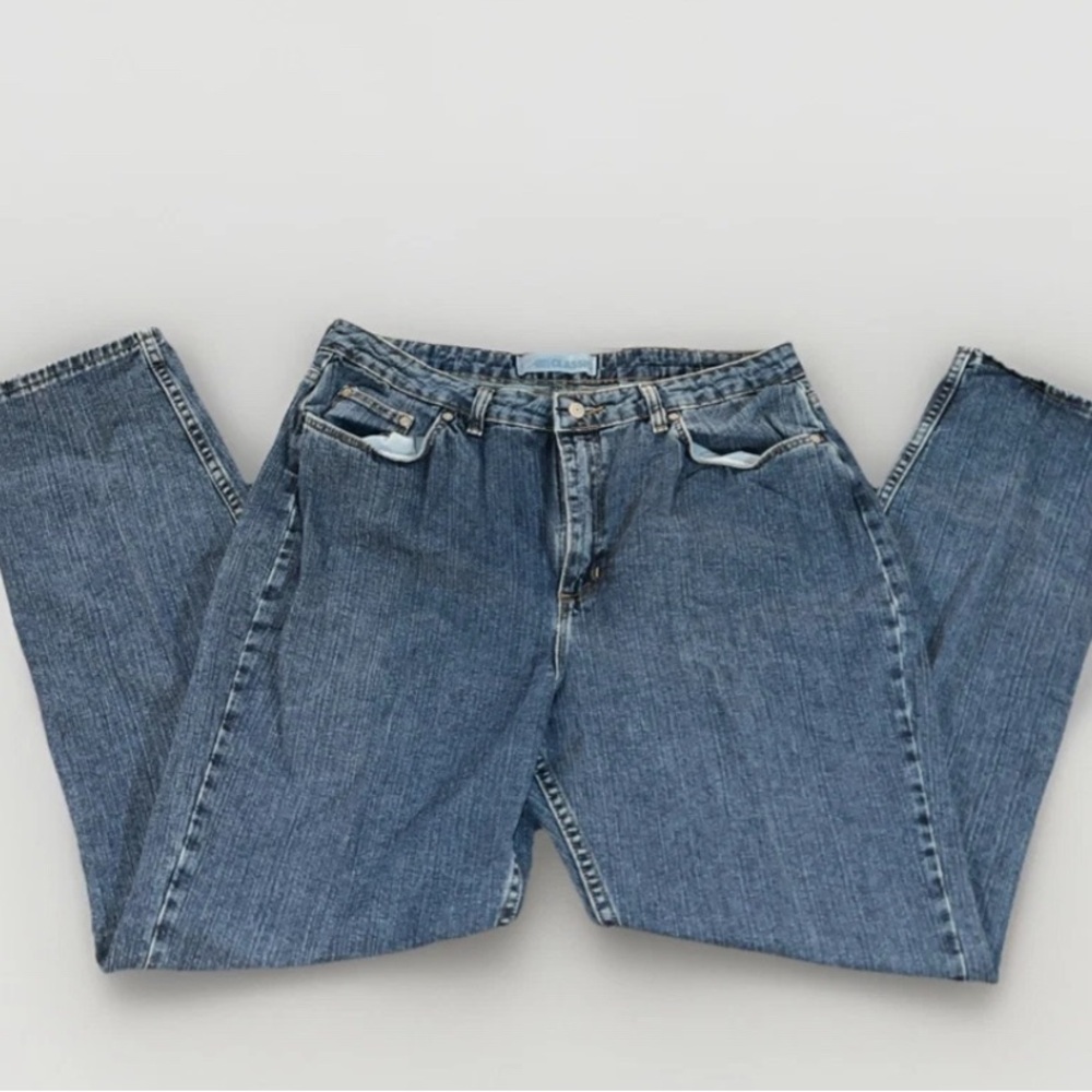 Classic Blue Straight-Leg Denim Jeans